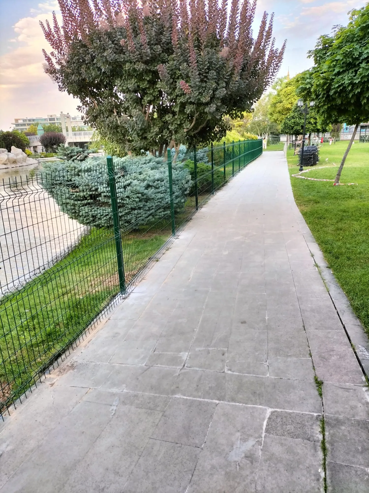 Montaj Dahil Panel Çit ve Tel Örgü Alımı 